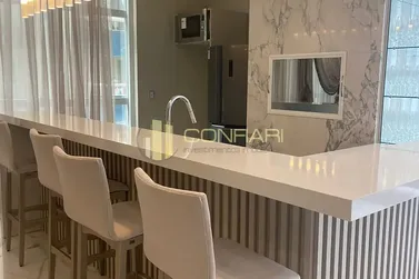 Apartamento &agrave; venda - 140m&sup2; - Meia Praia