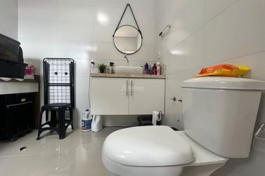 Apartamento &agrave; venda - 118m&sup2; - Meia Praia