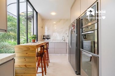 Casa para alugar - 200m&sup2; - Cabe&ccedil;udas