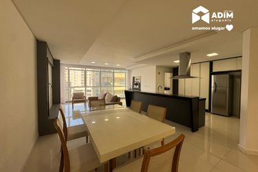 Apartamento para alugar - 190m&sup2; - Meia Praia
