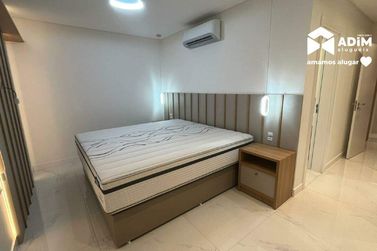 Apartamento para alugar - 160m&sup2; - Meia Praia