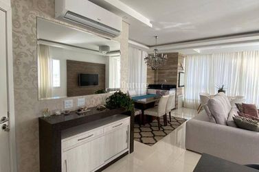 Apartamento &agrave; venda - 274m&sup2; - Centro