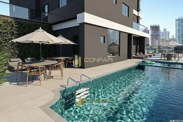 Apartamento &agrave; venda - 130m&sup2; - Meia Praia