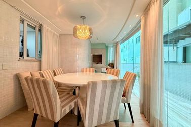 Apartamento &agrave; venda - 161m&sup2; - Centro
