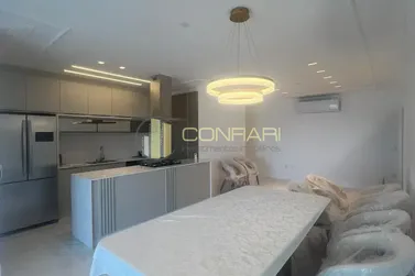 Apartamento &agrave; venda - 143m&sup2; - centro