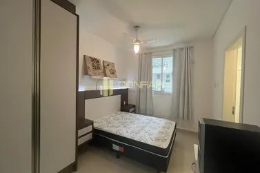 Apartamento para alugar - 110m&sup2; - Meia Praia