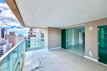 Apartamento &agrave; venda - Meia Praia