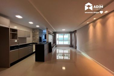 Apartamento para alugar - 120m&sup2; - Centro