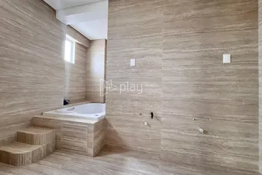 Apartamento &agrave; venda - 190m&sup2; - Meia Praia