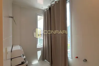 Apartamento &agrave; venda - 167m&sup2; - Meia Praia