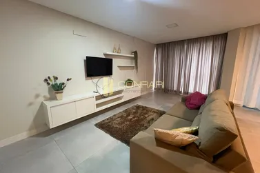 Apartamento para alugar - 180m&sup2; - Meia praia