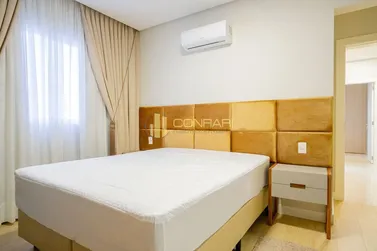 Apartamento &agrave; venda - 117m&sup2; - Meia Praia