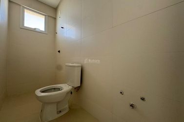Apartamento &agrave; venda - 180m&sup2; - Meia Praia