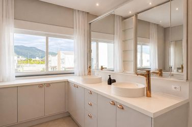 Casa &agrave; venda - 230m&sup2; - Barra