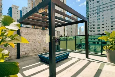 Apartamento &agrave; venda - 114m&sup2; - Meia Praia
