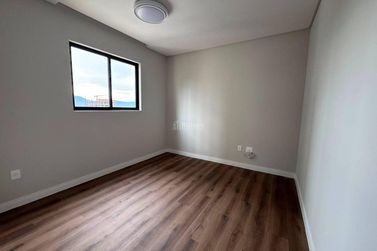 Apartamento &agrave; venda - Meia Praia