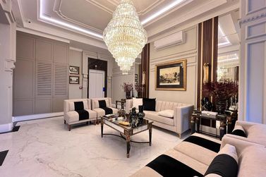 Apartamento &agrave; venda - 160m&sup2; - Centro