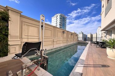 Apartamento &agrave; venda - 160m&sup2; - Centro