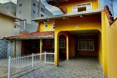 Casa para alugar - 230m&sup2; - Na&ccedil;&otilde;es
