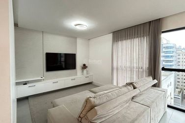 Apartamento &agrave; venda - Meia Praia