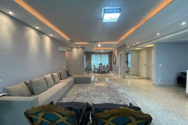 Apartamento &agrave; venda - Meia Praia