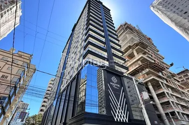 Apartamento &agrave; venda - 119m&sup2; - Pereque