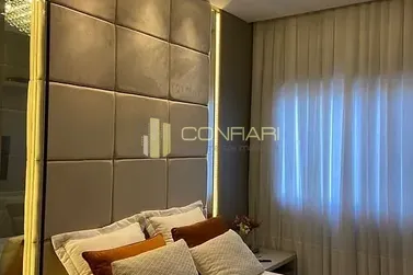Apartamento &agrave; venda - 190m&sup2; - Meia Praia
