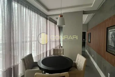 Apartamento para alugar - 180m&sup2; - Meia praia