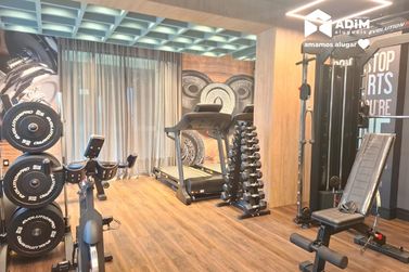 Apartamento para alugar - 135m&sup2; - Meia Praia