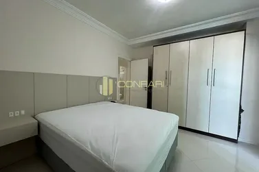 Apartamento &agrave; venda - Meia Praia