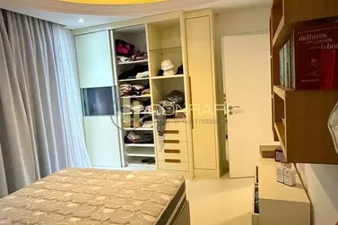 Casa para alugar - 300m&sup2; - Meia Praia