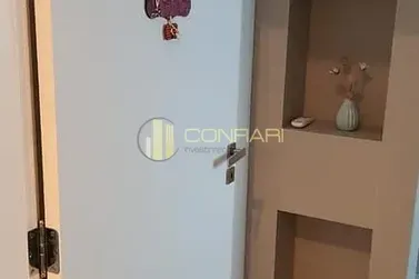 Apartamento &agrave; venda - 185m&sup2; - Centro