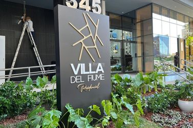 Apartamento &agrave; venda - 123m&sup2; - Meia Praia