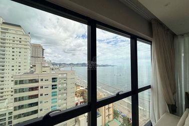 Apartamento &agrave; venda - Meia Praia