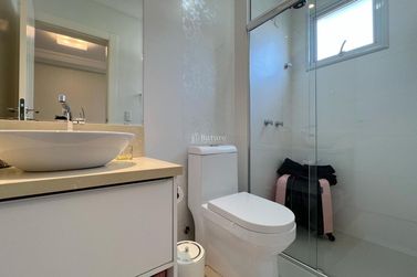 Apartamento &agrave; venda - 171m&sup2; - Meia Praia