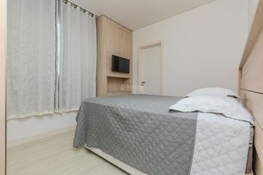 Apartamento &agrave; venda - 135m&sup2; - Meia Praia
