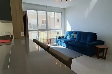 Apartamento para alugar - 180m&sup2; - Meia Praia