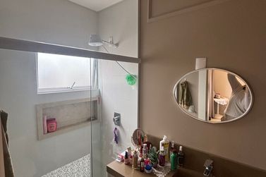 Apartamento &agrave; venda - 95m&sup2; - Meia Praia