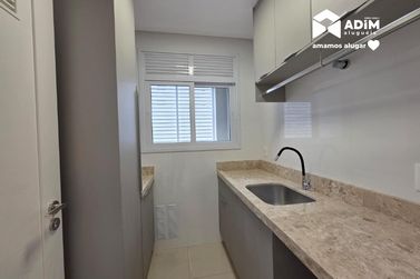 Apartamento para alugar - 170m&sup2; - Centro