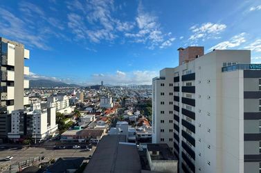 Apartamento &agrave; venda - 123m&sup2; - Centro