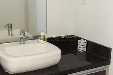 Apartamento &agrave; venda - 124m&sup2; - Meia Praia