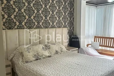 Apartamento &agrave; venda - 126m&sup2; - Meia Praia