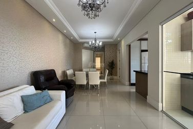 Apartamento &agrave; venda - 132m&sup2; - 