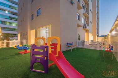 Apartamento &agrave; venda - 128m&sup2; - Meia Praia
