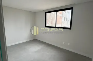 Apartamento &agrave; venda - 147m&sup2; - Pereque