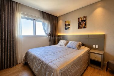 Apartamento &agrave; venda - 131m&sup2; - Centro