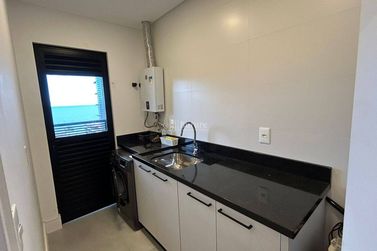 Apartamento &agrave; venda - Meia Praia