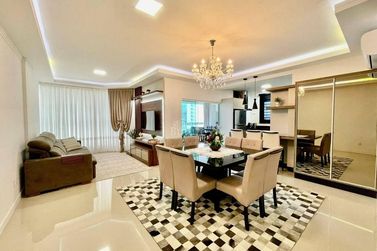 Apartamento &agrave; venda - Meia Praia