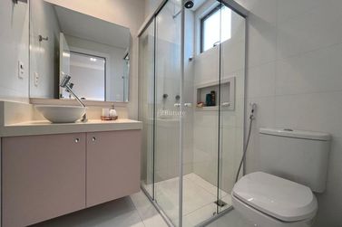 Apartamento &agrave; venda - 198m&sup2; - Meia Praia