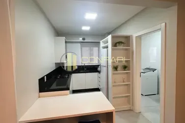 Apartamento para alugar - 180m&sup2; - Meia praia
